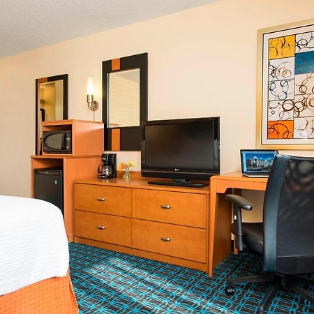 Fairfield Inn & Suites By Marriott Блумингтон Экстерьер фото