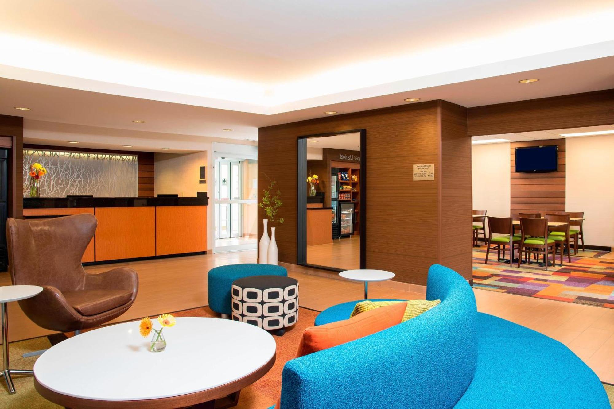 Fairfield Inn & Suites By Marriott Блумингтон Экстерьер фото