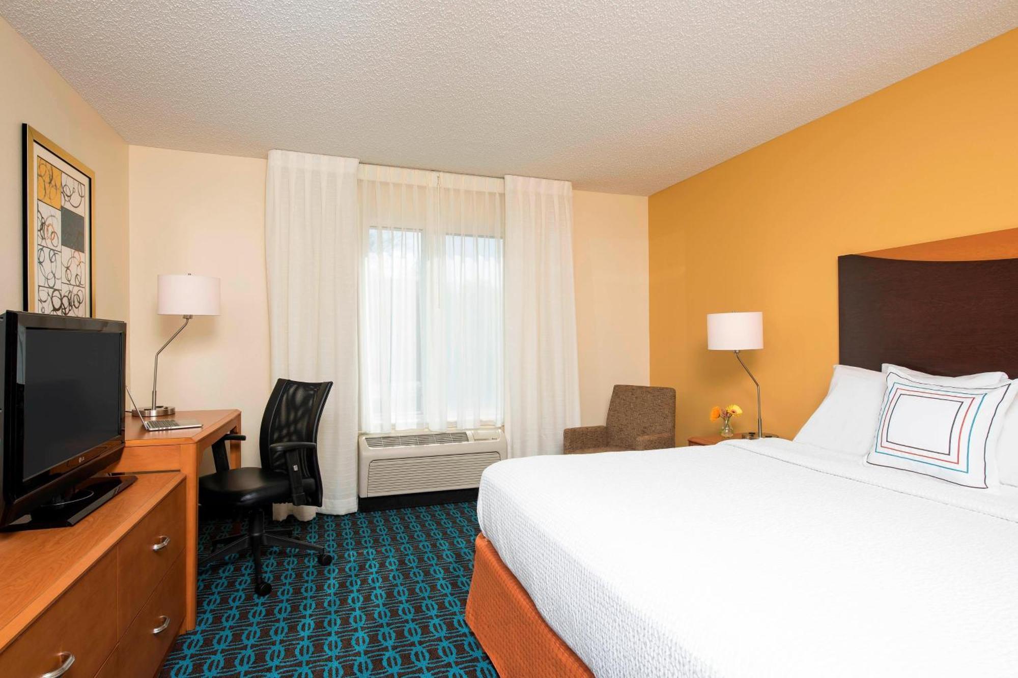 Fairfield Inn & Suites By Marriott Блумингтон Экстерьер фото